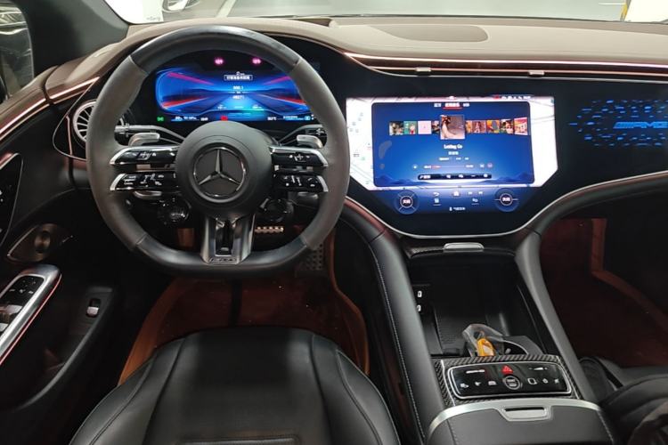 Used Mercedes-Benz EQE 2022 350 Pioneer Edition Center Console