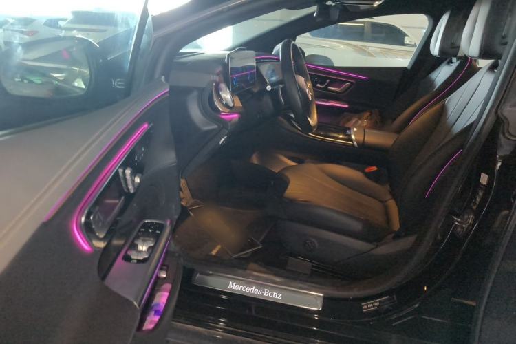 Used Mercedes-Benz EQE 2022 350 Luxury Edition Driver Seat