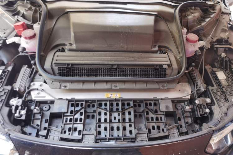 Used Mercedes-Benz EQE 2022 350 First Edition Special Version Engine Bay