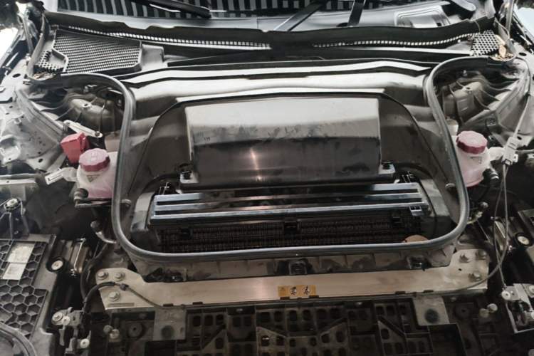 Used Mercedes-Benz EQE 2022 350 Luxury Edition Engine Bay