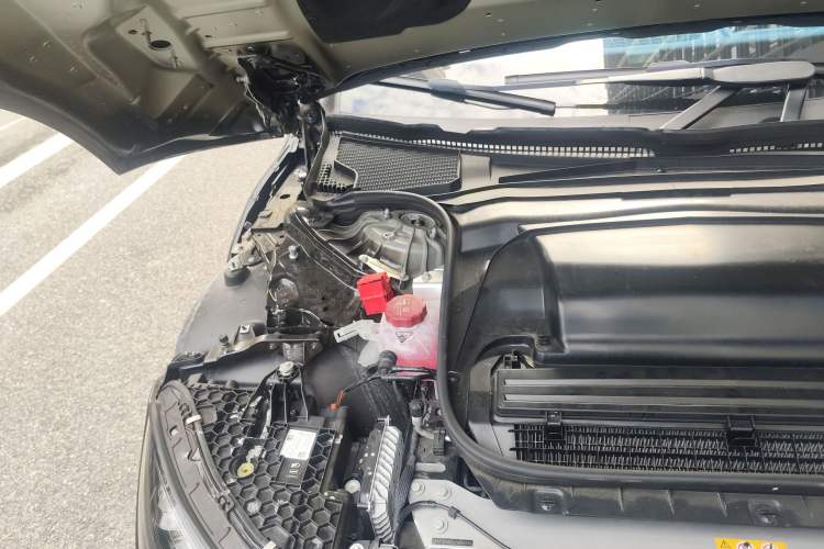 Used Mercedes-Benz EQE 2022 350 First Edition Special Version Engine Bay Right