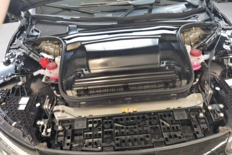 Used Mercedes-Benz EQE 2022 350 Pioneer Edition Engine Bay