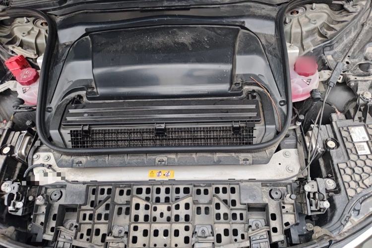 Used Mercedes-Benz EQE 2022 350 Luxury Edition Engine Bay