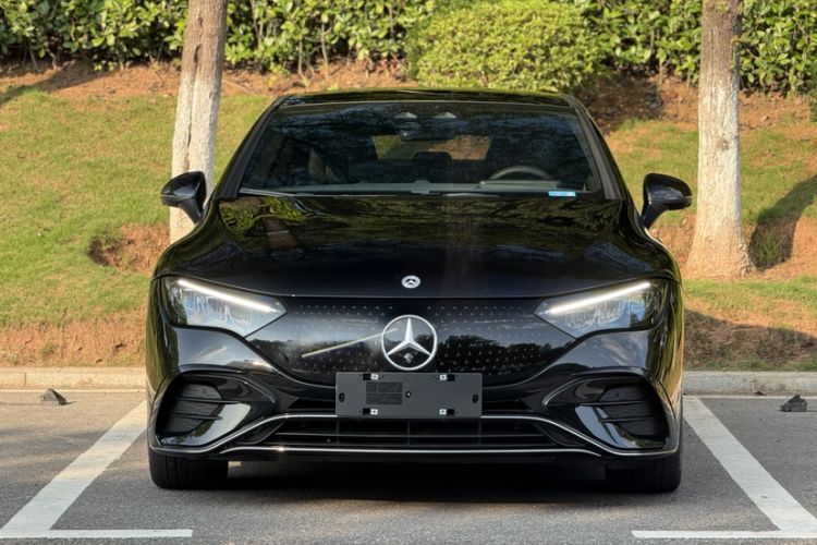 Used Mercedes-Benz EQE 2022 350 Luxury Edition Exterior 1