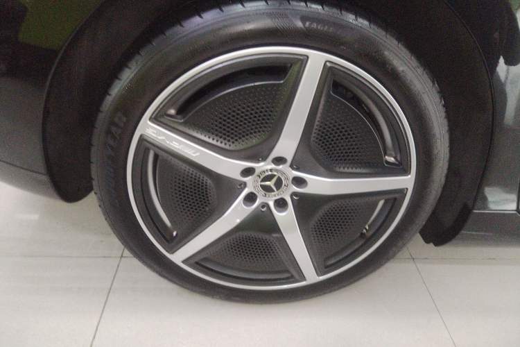 Used Mercedes-Benz EQE 2022 350 First Edition Special Version Exterior 8