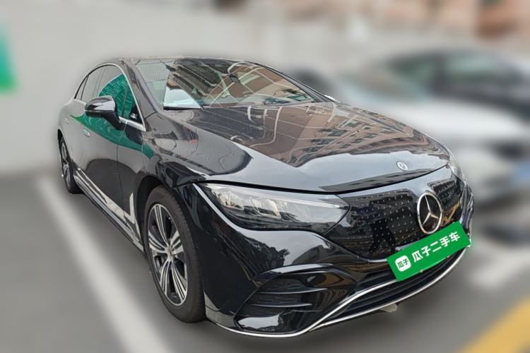 Used Mercedes-Benz EQE 2022 350 Luxury Edition Front Right 45 Deg