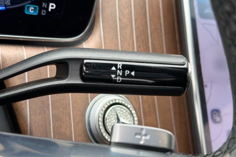 Used Mercedes-Benz EQE 2022 350 Pioneer Edition Gear Lever
