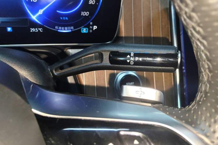 Used Mercedes-Benz EQE 2022 350 Pioneer Edition Gear Lever