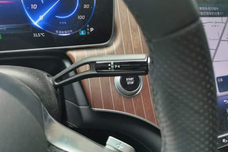Used Mercedes-Benz EQE 2022 350 Luxury Edition Gear Lever