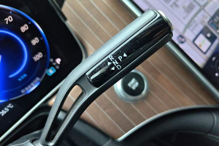 Used Mercedes-Benz EQE 2022 350 Pioneer Edition Gear Lever