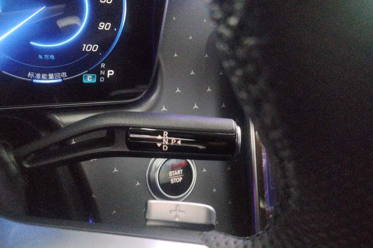 Used Mercedes-Benz EQE 2022 350 First Edition Special Version Gear Lever