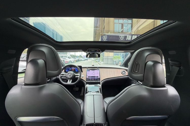 Used Mercedes-Benz EQE 2022 350 Pioneer Edition Headliner