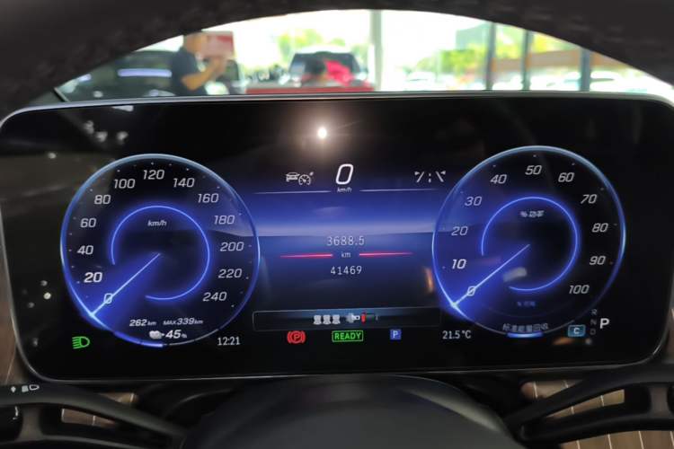 Used Mercedes-Benz EQE 2022 350 Pioneer Edition Instrument Cluster