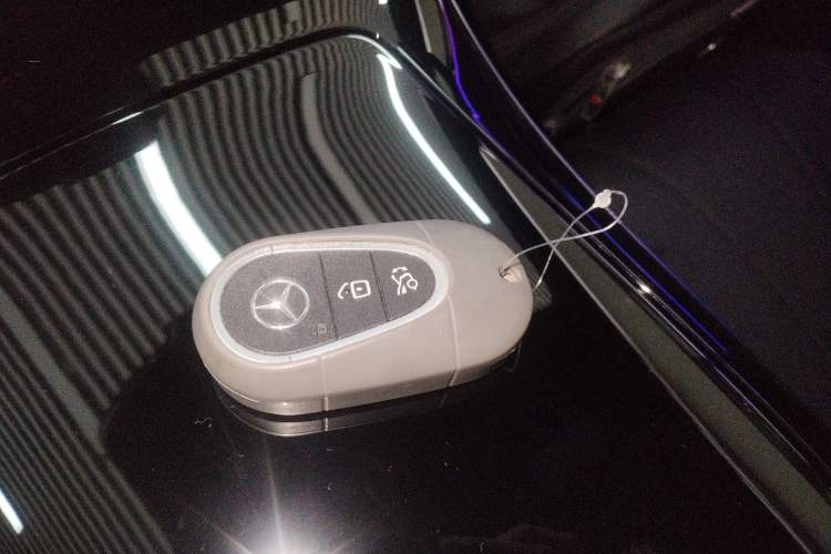 Used Mercedes-Benz EQE 2022 350 First Edition Special Version Interior 1