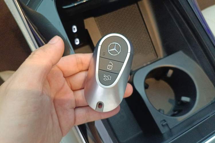 Used Mercedes-Benz EQE 2022 350 Pioneer Edition Interior 1
