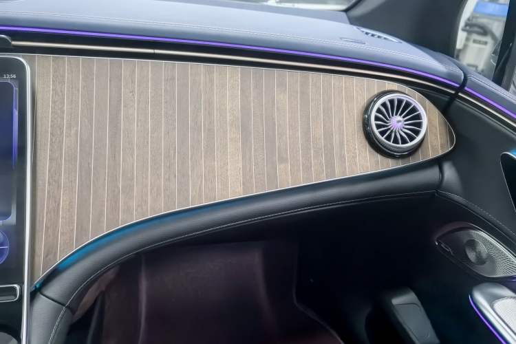 Used Mercedes-Benz EQE 2022 350 Pioneer Edition Interior 10