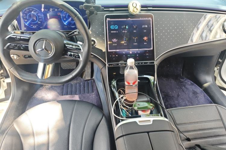 Used Mercedes-Benz EQE 2022 350 First Edition Special Version Interior 2