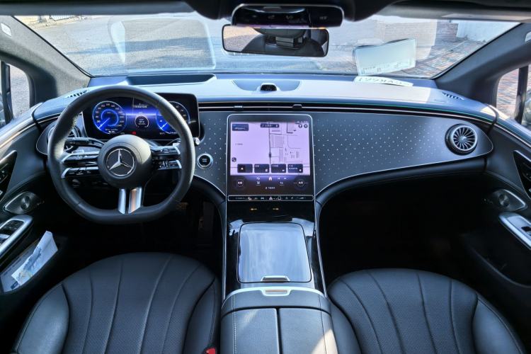 Used Mercedes-Benz EQE 2022 350 First Edition Special Version Interior 3