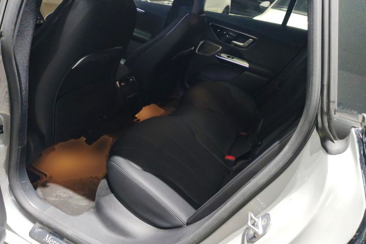 Used Mercedes-Benz EQE 2022 350 Pioneer Edition Interior 4
