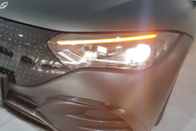 Used Mercedes-Benz EQE 2022 350 First Edition Special Version Left Front Headlight