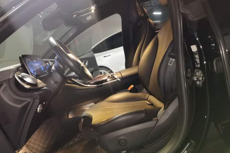 Used Mercedes-Benz EQE 2022 350 Luxury Edition Left Front Seat