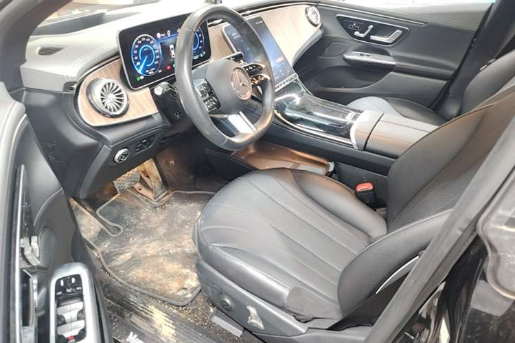 Used Mercedes-Benz EQE 2022 350 Luxury Edition Left Front Seat