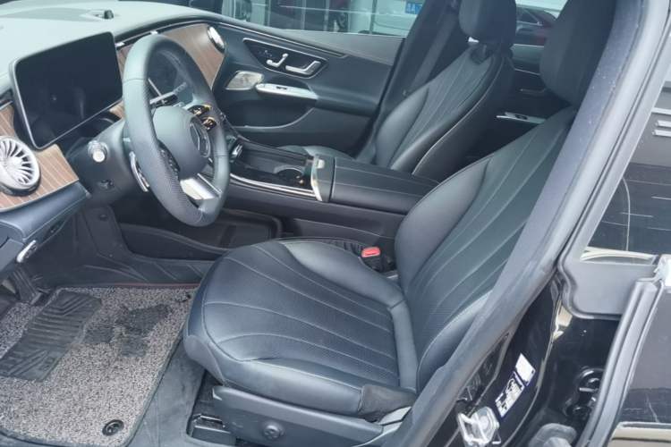 Used Mercedes-Benz EQE 2022 350 Luxury Edition Left Front Seat