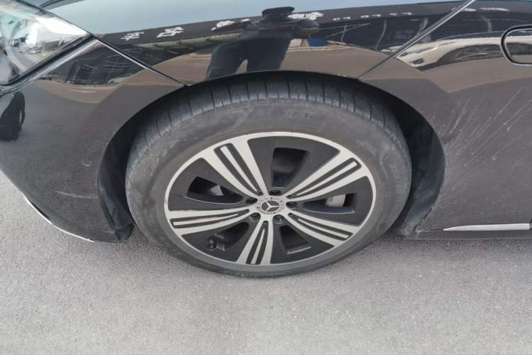 Used Mercedes-Benz EQE 2022 350 Luxury Edition Left Front Wheel Hub