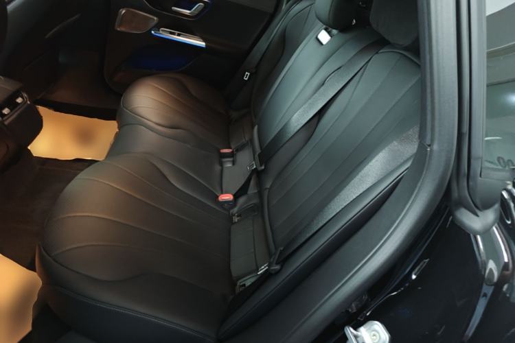 Used Mercedes-Benz EQE 2022 350 Pioneer Edition Left Rear Seat
