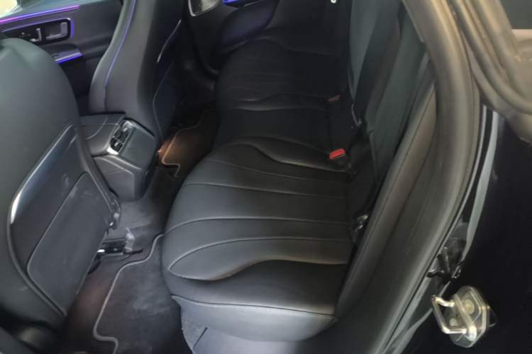 Used Mercedes-Benz EQE 2022 350 First Edition Special Version Left Rear Seat
