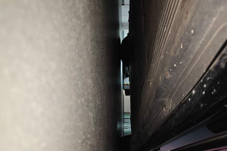 Used Mercedes-Benz EQE 2022 350 Pioneer Edition Left Side Sill