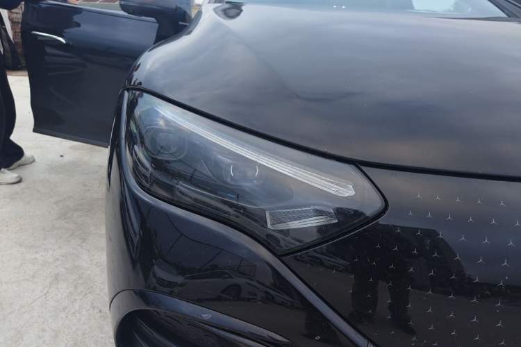 Used Mercedes-Benz EQE 2022 350 First Edition Special Version Right Front Headlight