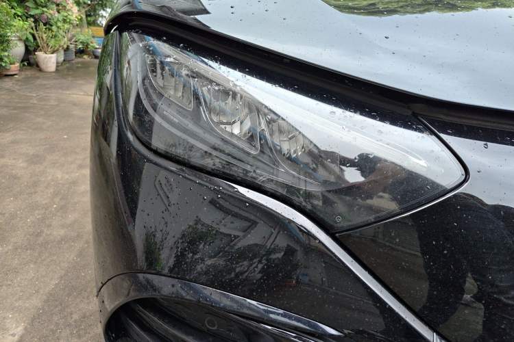 Used Mercedes-Benz EQE 2022 350 Pioneer Edition Right Front Headlight