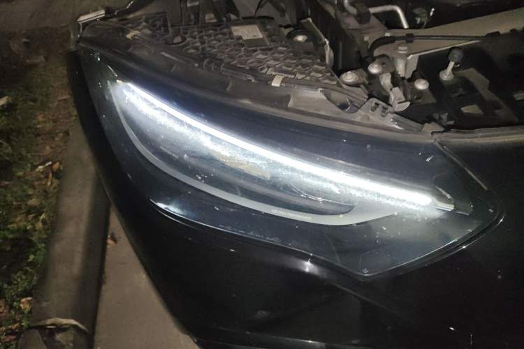 Used Mercedes-Benz EQE 2022 350 Pioneer Edition Right Front Headlight