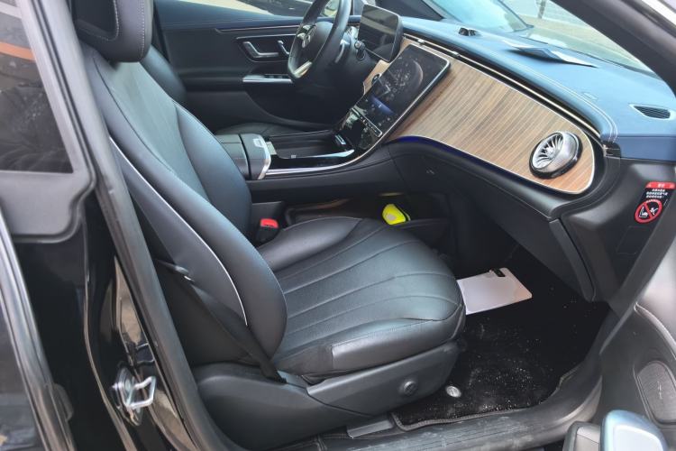 Used Mercedes-Benz EQE 2022 350 Pioneer Edition Right Front Seat