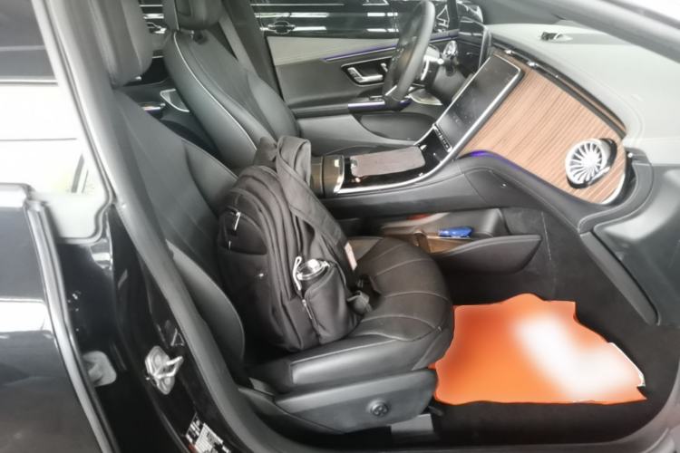 Used Mercedes-Benz EQE 2022 350 Pioneer Edition Right Front Seat