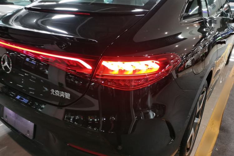 Used Mercedes-Benz EQE 2022 350 Luxury Edition Right Rear Taillight