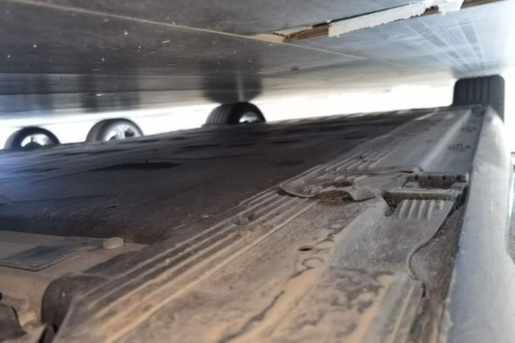 Used Mercedes-Benz EQE 2022 350 Pioneer Edition Right Side Sill