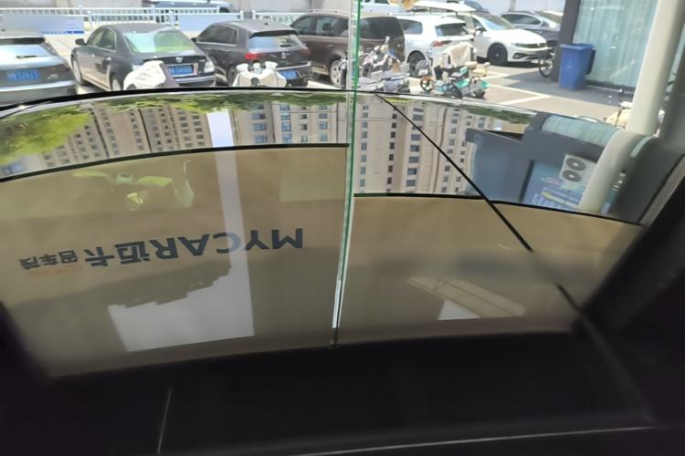 Used Mercedes-Benz EQE 2022 350 Pioneer Edition Roof