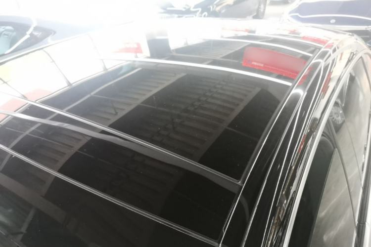 Used Mercedes-Benz EQE 2022 350 Pioneer Edition Roof