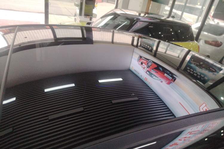 Used Mercedes-Benz EQE 2022 350 First Edition Special Version Roof