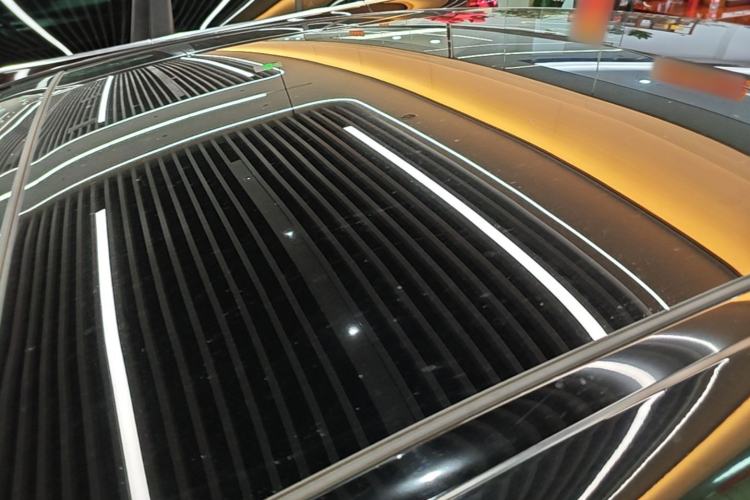 Used Mercedes-Benz EQE 2022 350 Pioneer Edition Roof
