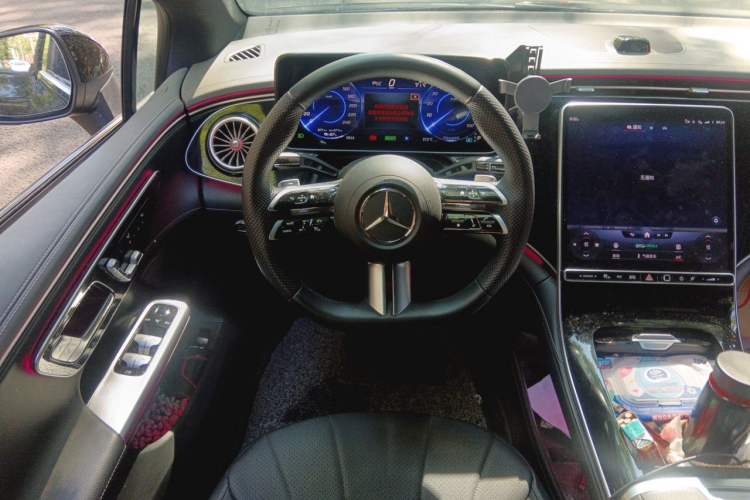 Used Mercedes-Benz EQE 2022 350 Pioneer Edition Steering Wheel