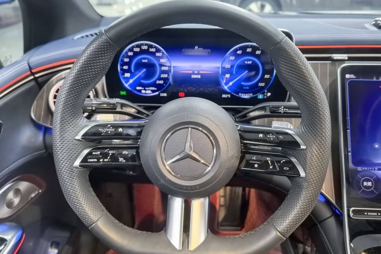 Used Mercedes-Benz EQE 2022 350 Pioneer Edition Steering Wheel