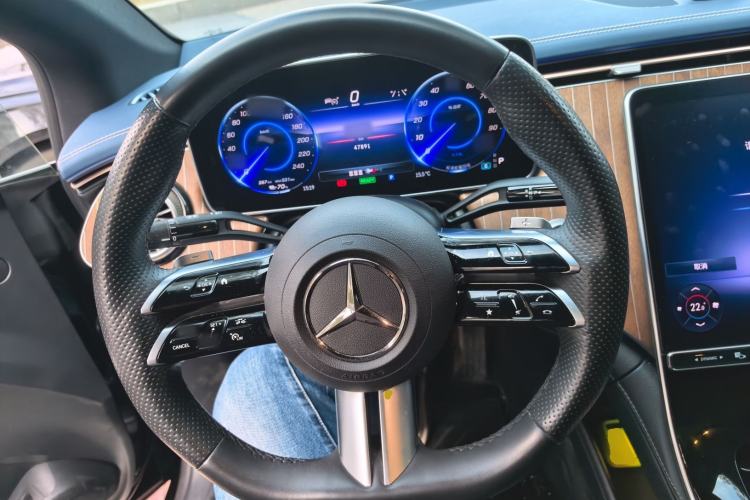 Used Mercedes-Benz EQE 2022 350 Pioneer Edition Steering Wheel