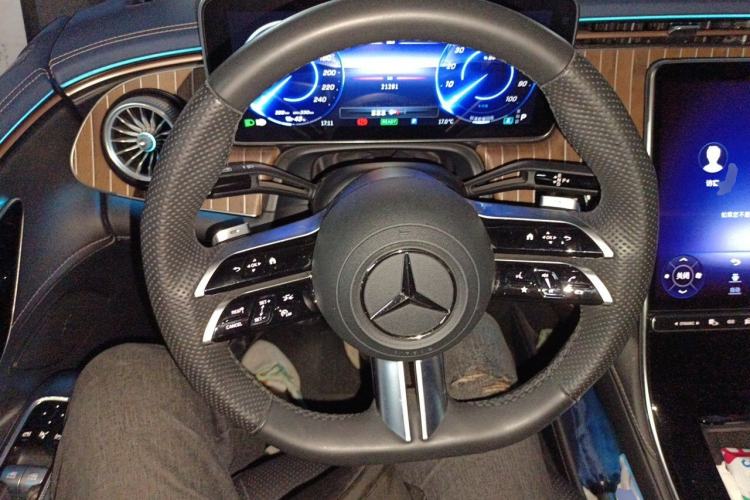 Used Mercedes-Benz EQE 2022 350 Pioneer Edition Steering Wheel
