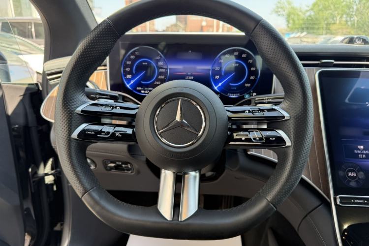 Used Mercedes-Benz EQE 2022 350 Luxury Edition Steering Wheel