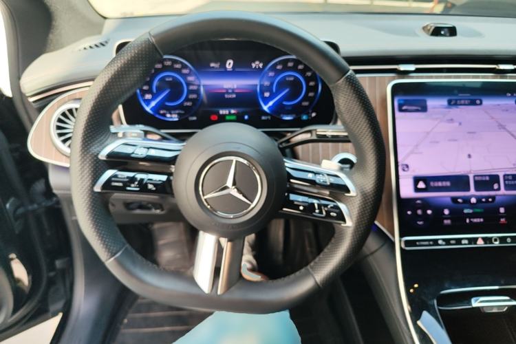 Used Mercedes-Benz EQE 2022 350 Luxury Edition Steering Wheel