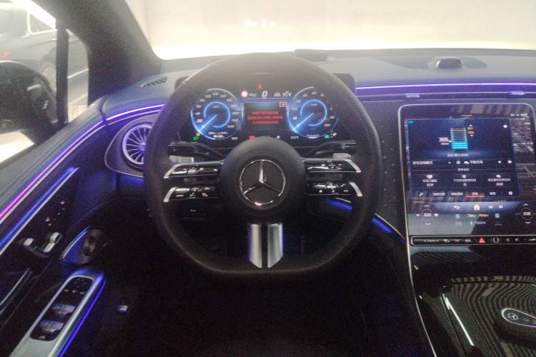 Used Mercedes-Benz EQE 2022 350 First Edition Special Version Steering Wheel