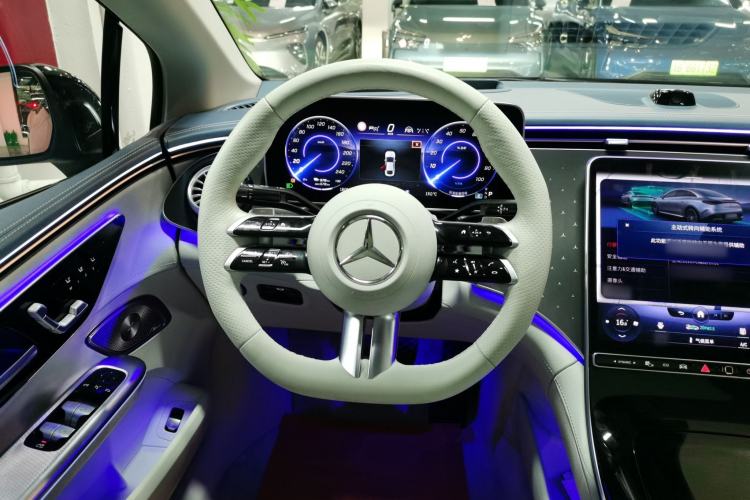 Used Mercedes-Benz EQE 2022 350 Luxury Edition Steering Wheel